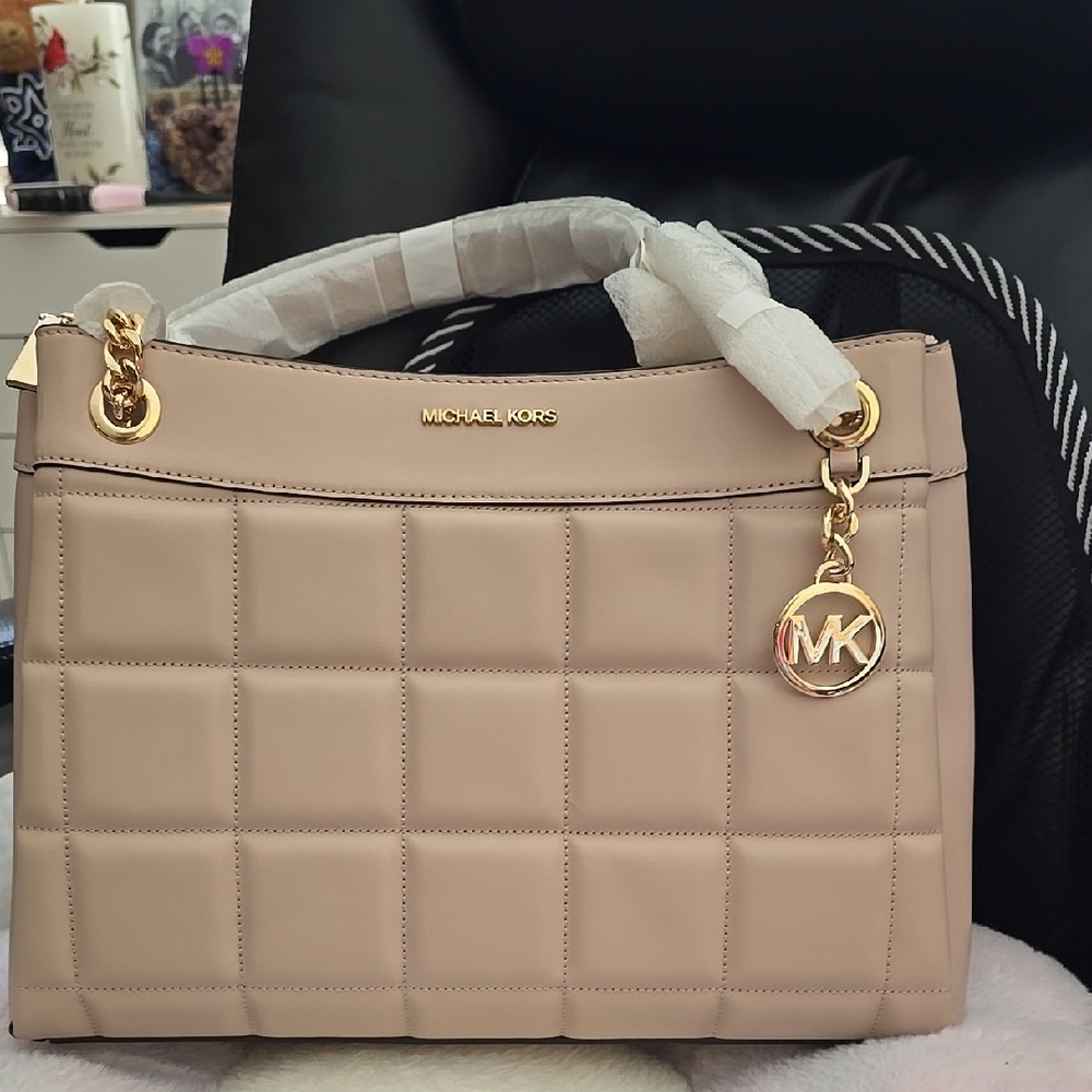 Michael Kors Soft Pink Quilted Women's Bag